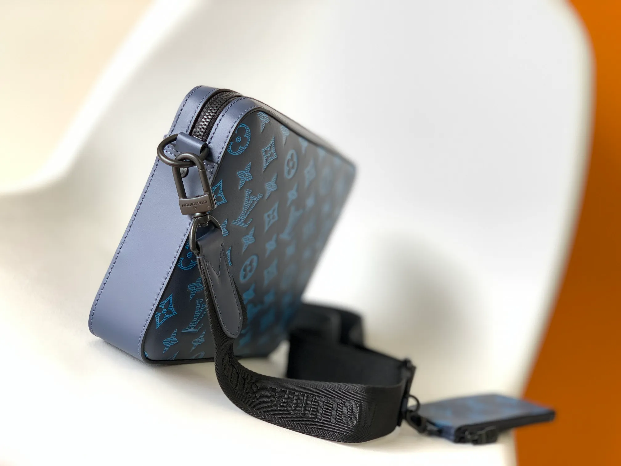 All categories 💚 Top version men’s bags 💚 LV 2024 new LV crossbody bag