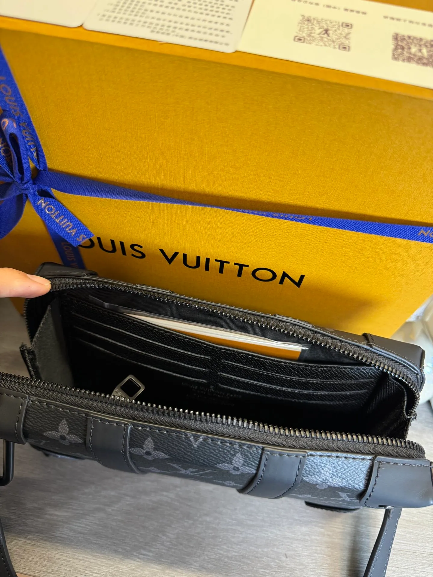 All categories 💚 Top version men’s bags 💚 LV 2024 official website new LV crossbody bag