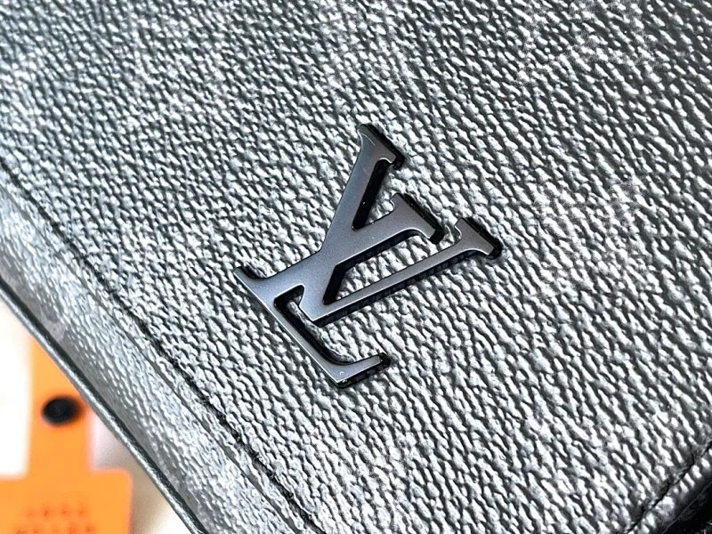 All categories 💚 Top version men’s bags 💚 LV 2025 official website new LV crossbody bag