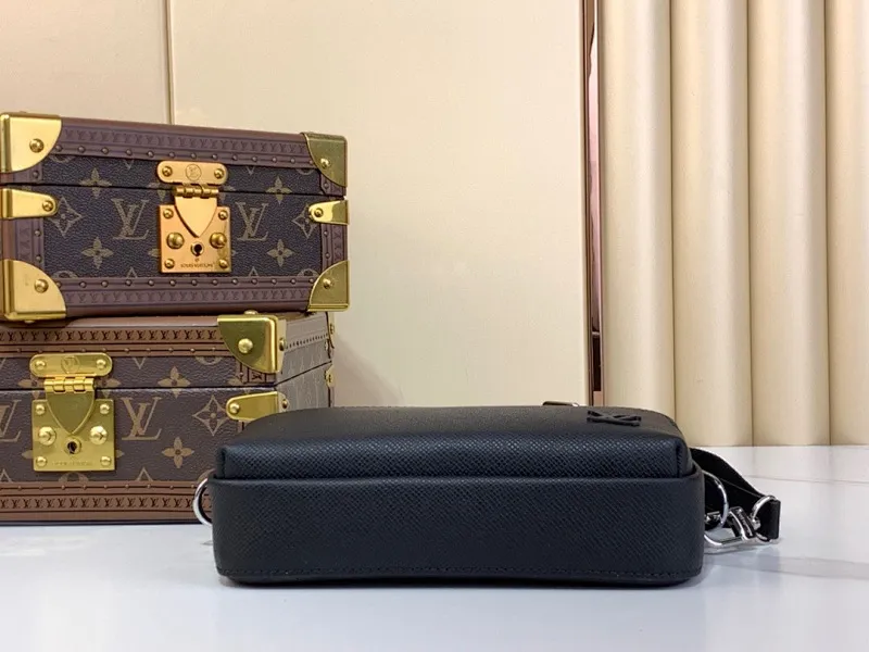 All categories 💚 Top version men’s bags 💚 LV 2024 official website new LV crossbody bag
