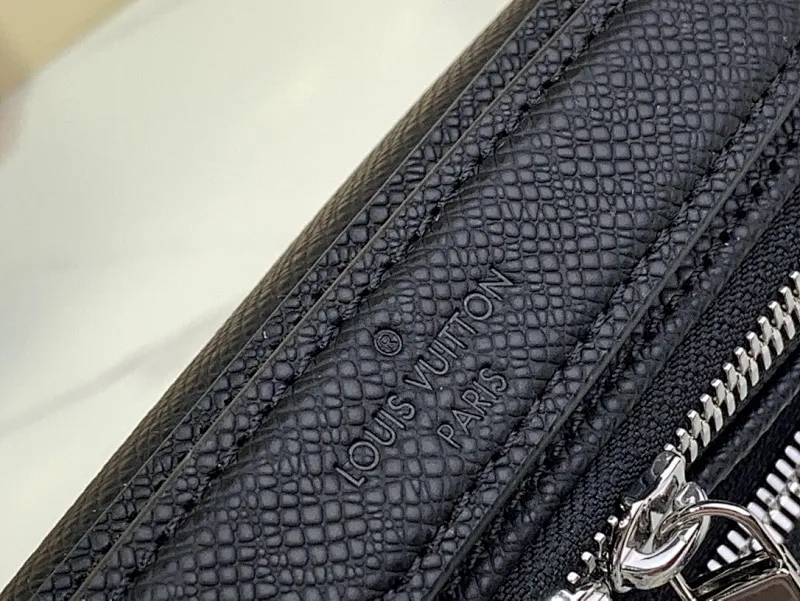 All categories 💚 Top version men’s bags 💚 LV 2024 official website new LV crossbody bag