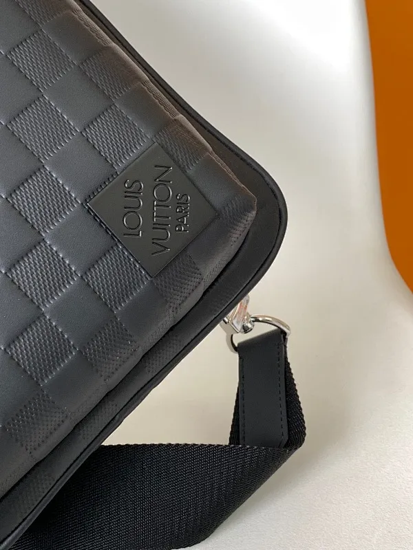 All categories 💚 Top version men’s bags 💚 LV 2025 official website new LV chest bag