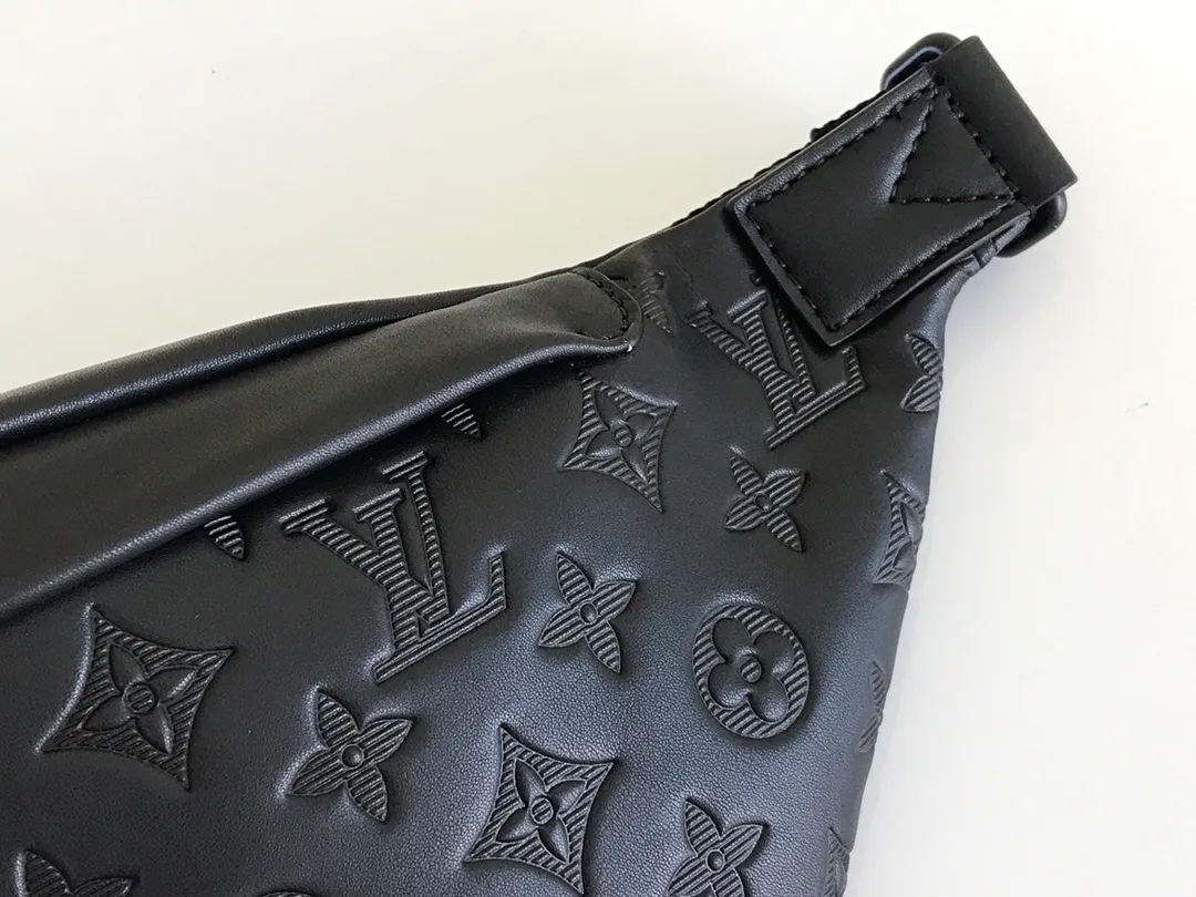 All categories 💚 Top version men’s bags 💚 LV 2023 new LV chest bag