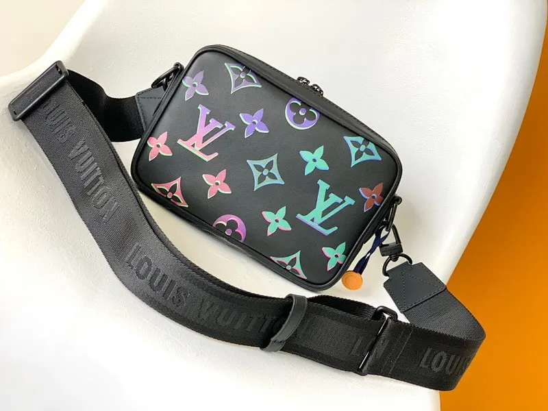 All categories 💚 Top version men’s bags 💚 LV 2025 official website new LV crossbody bag