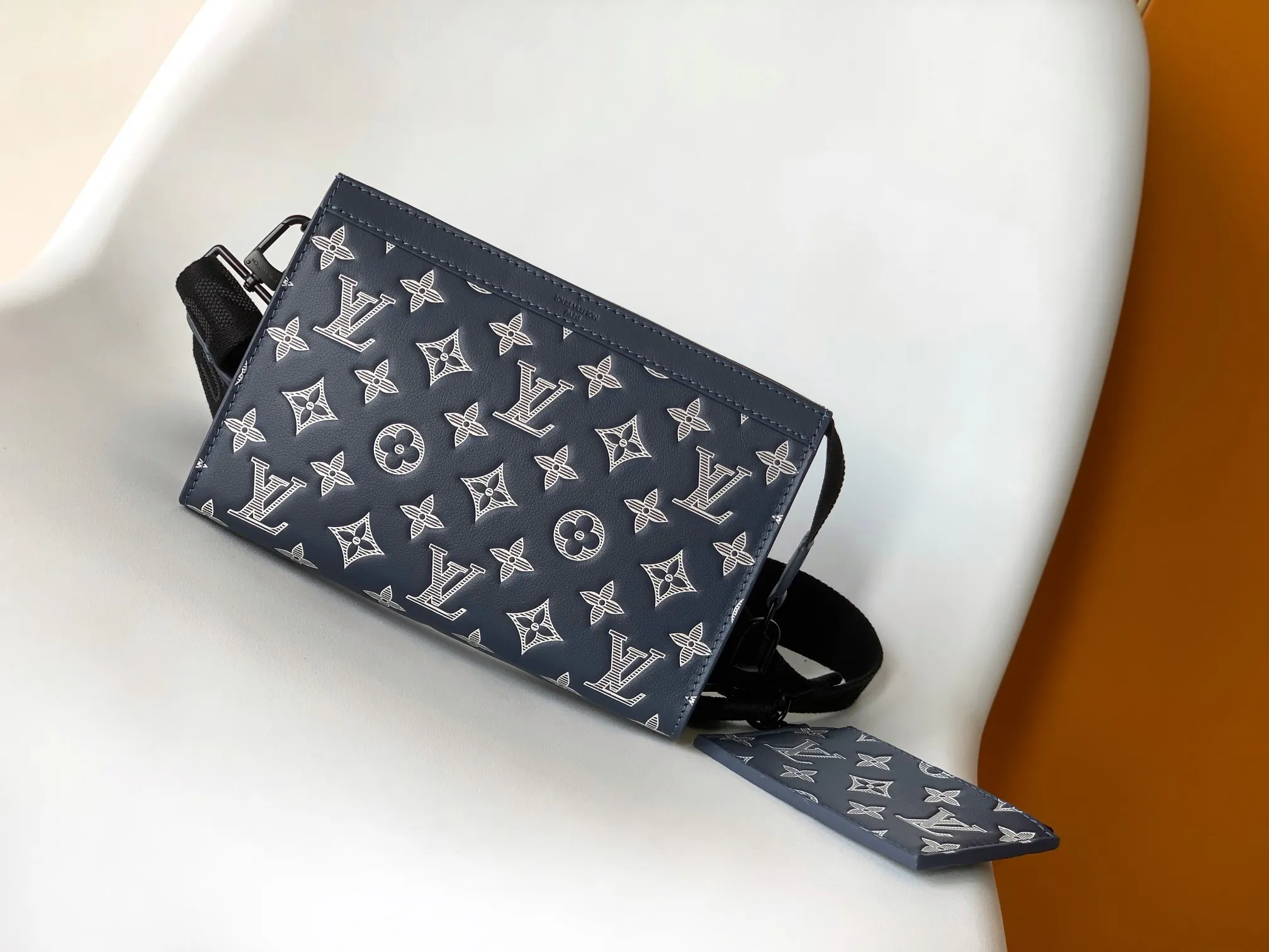 All categories 💚 Top version men’s bags 💚 LV 2025 new LV crossbody bag