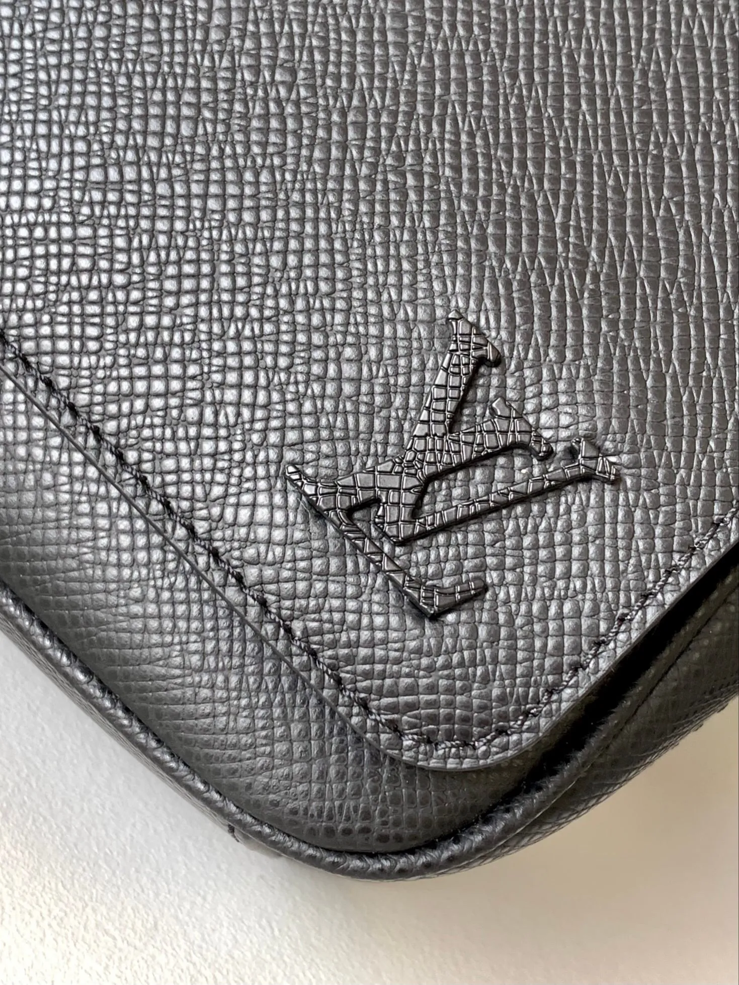 All categories 💚 Top version men’s bags 💚 LV 2025 official website new LV crossbody bag