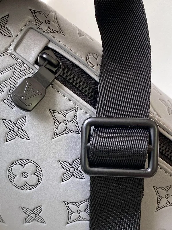 All categories 💚 Top version men’s bags 💚 LV 2025 official website new LV waist bag