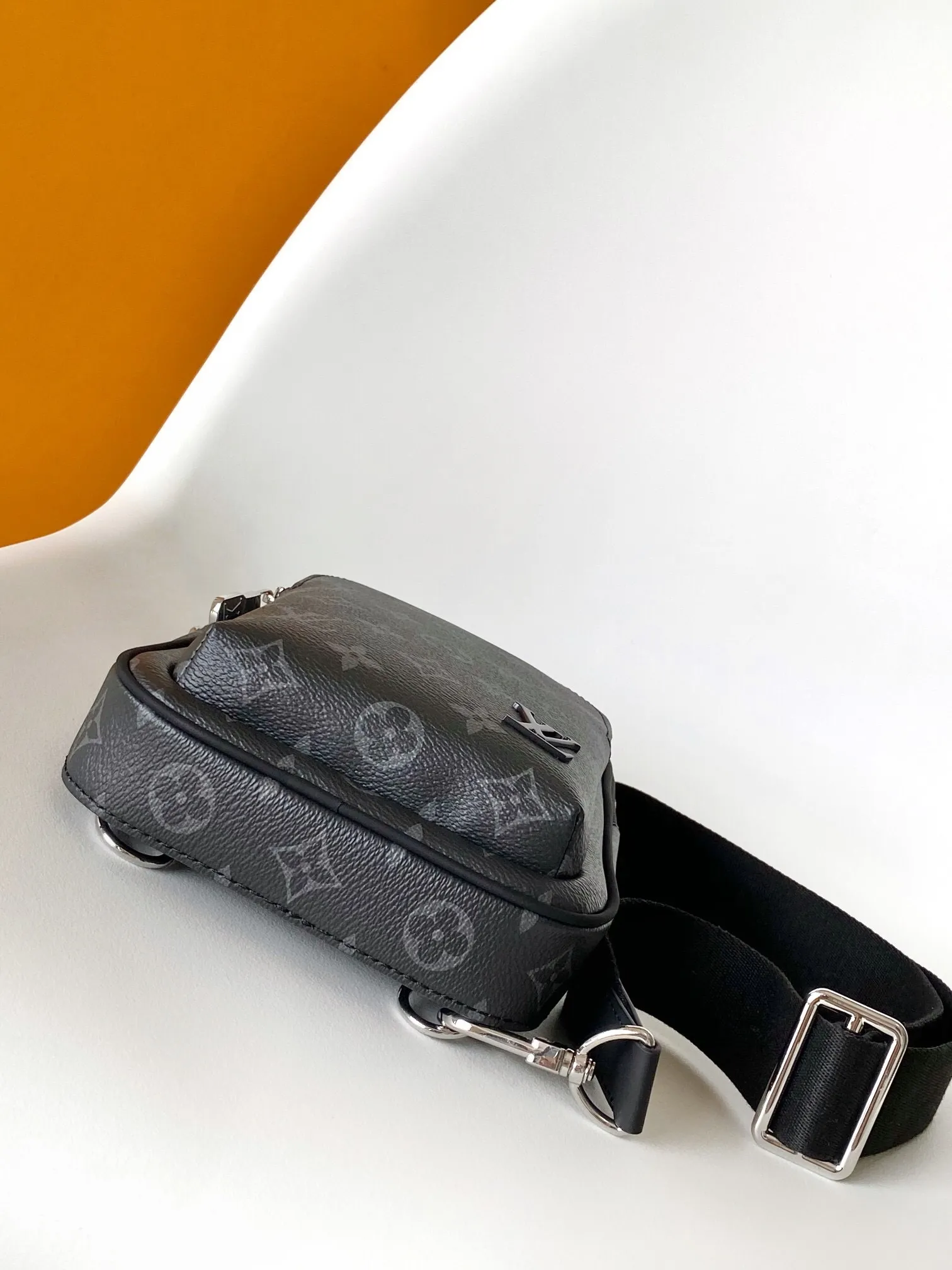 All categories 💚 Top version men’s bags 💚 LV 2024 official website new LV chest bag