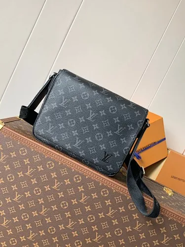All categories 💚 Top version men’s bags 💚 LV 2024 official website new LV crossbody bag