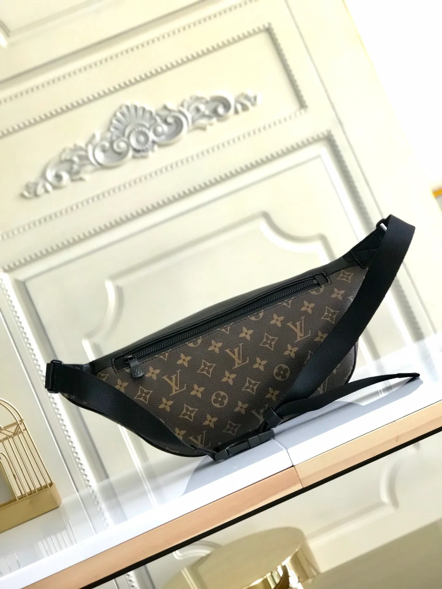 All categories 💚 Top version men’s bags 💚 LV 2023 new LV chest bag