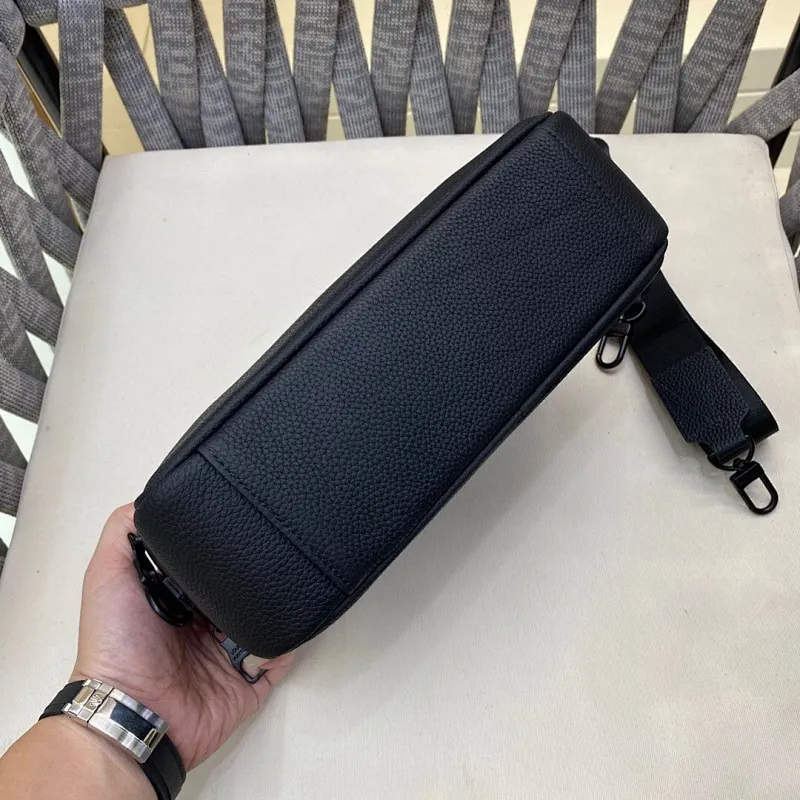 All categories 💚 Top version men’s bags 💚 LV 2024 new LV printed embossed messenger bag