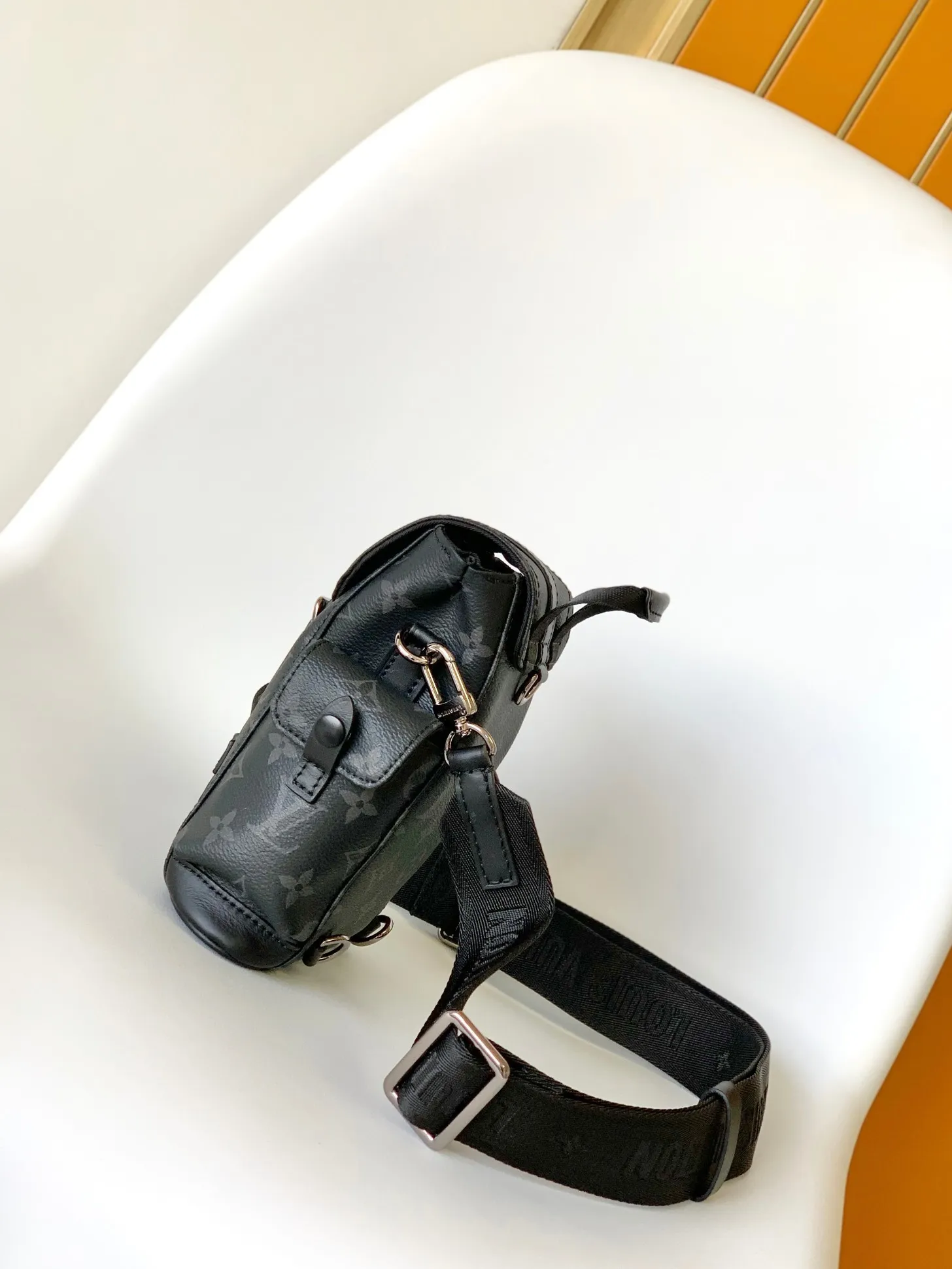 All categories 💚 Top version men’s bags 💚 LV 2023 new LV crossbody bag