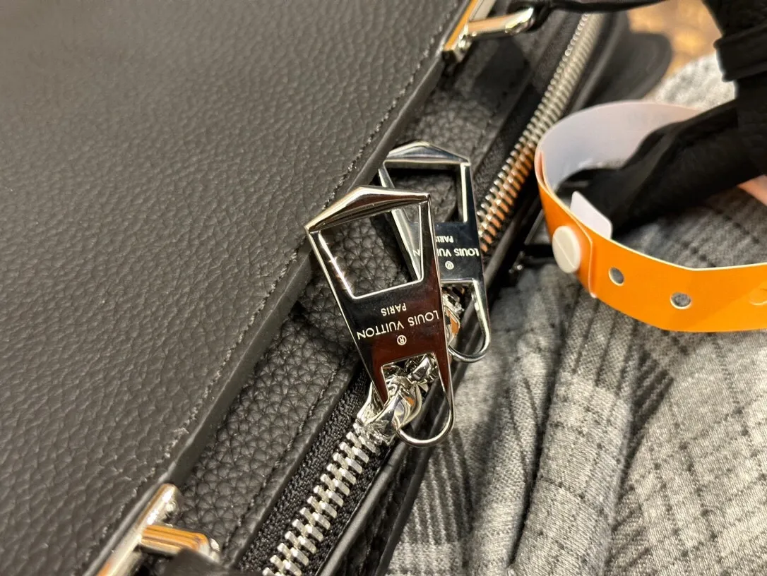 All categories 💚 Top version men’s bags 💚 LV 2024 new LV briefcase