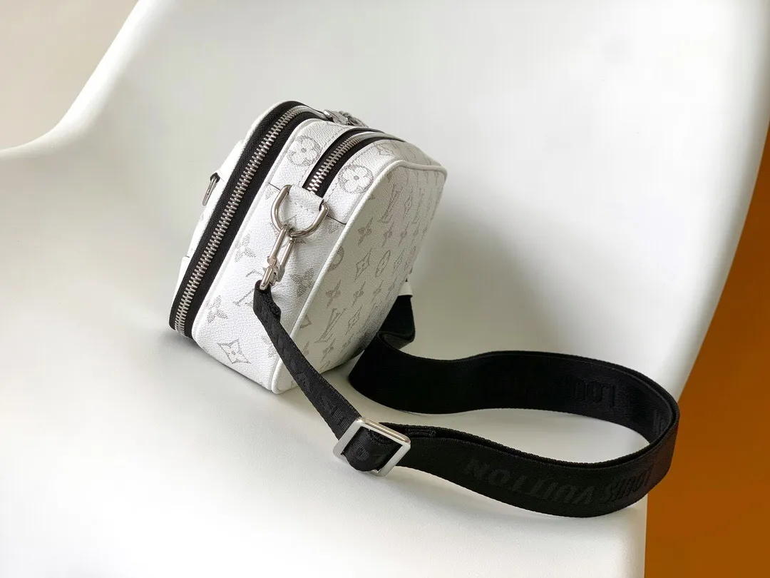 All categories 💚 Top version men’s bags 💚 LV 2025 official website new LV crossbody bag