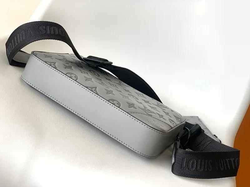 All categories 💚 Top version men’s bags 💚 LV 2024 official website new LV crossbody bag