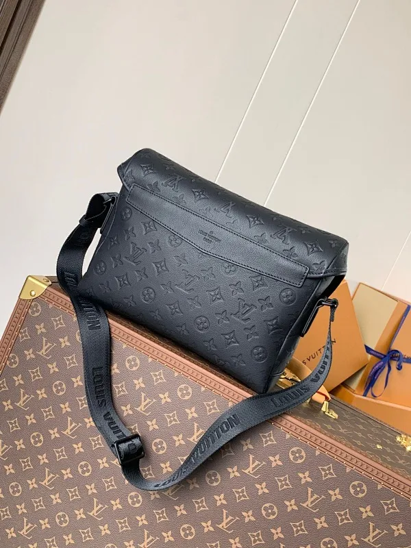 All categories 💚 Top version men’s bags 💚 LV 2024 official website new LV crossbody bag