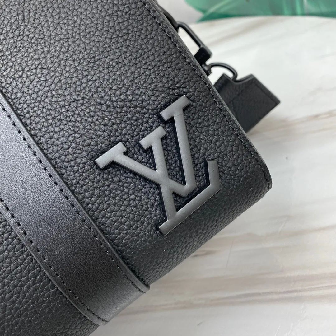 All categories 💚 Top version men’s bags 💚 LV 2024 new LV crossbody bag