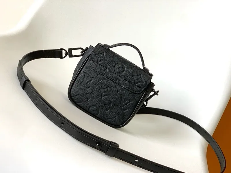 All categories 💚 Top version men’s bags 💚 LV 2025 official website new LV crossbody bag