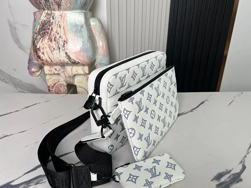 All categories 💚 Top version men’s bags 💚 LV 2024 official website new LV crossbody bag
