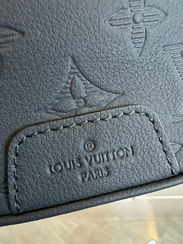 All categories 💚 Top version men’s bags 💚 LV 2024 new LV waist bag