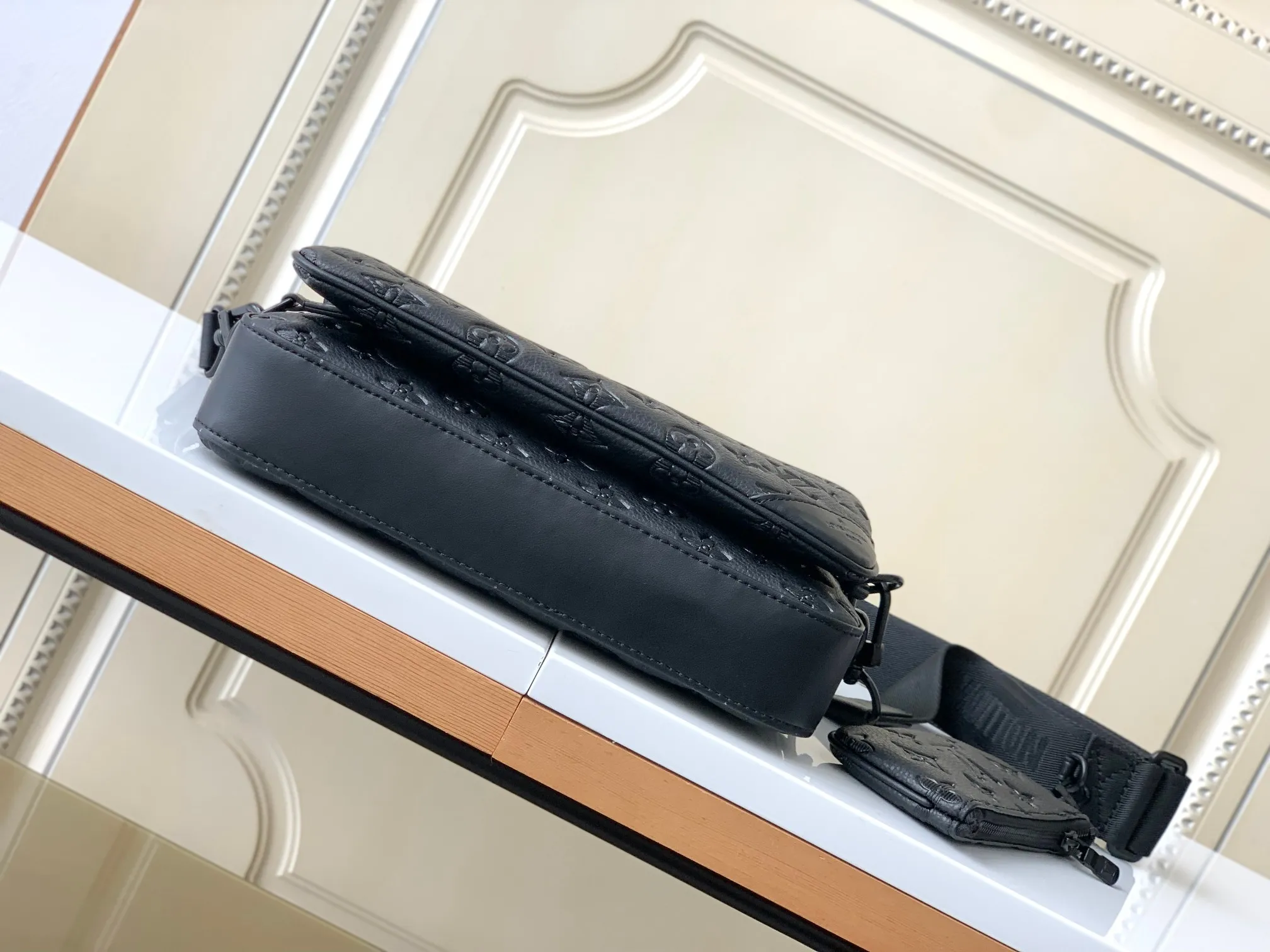 All categories 💚 Top version men’s bags 💚 LV 2024 new LV crossbody bag