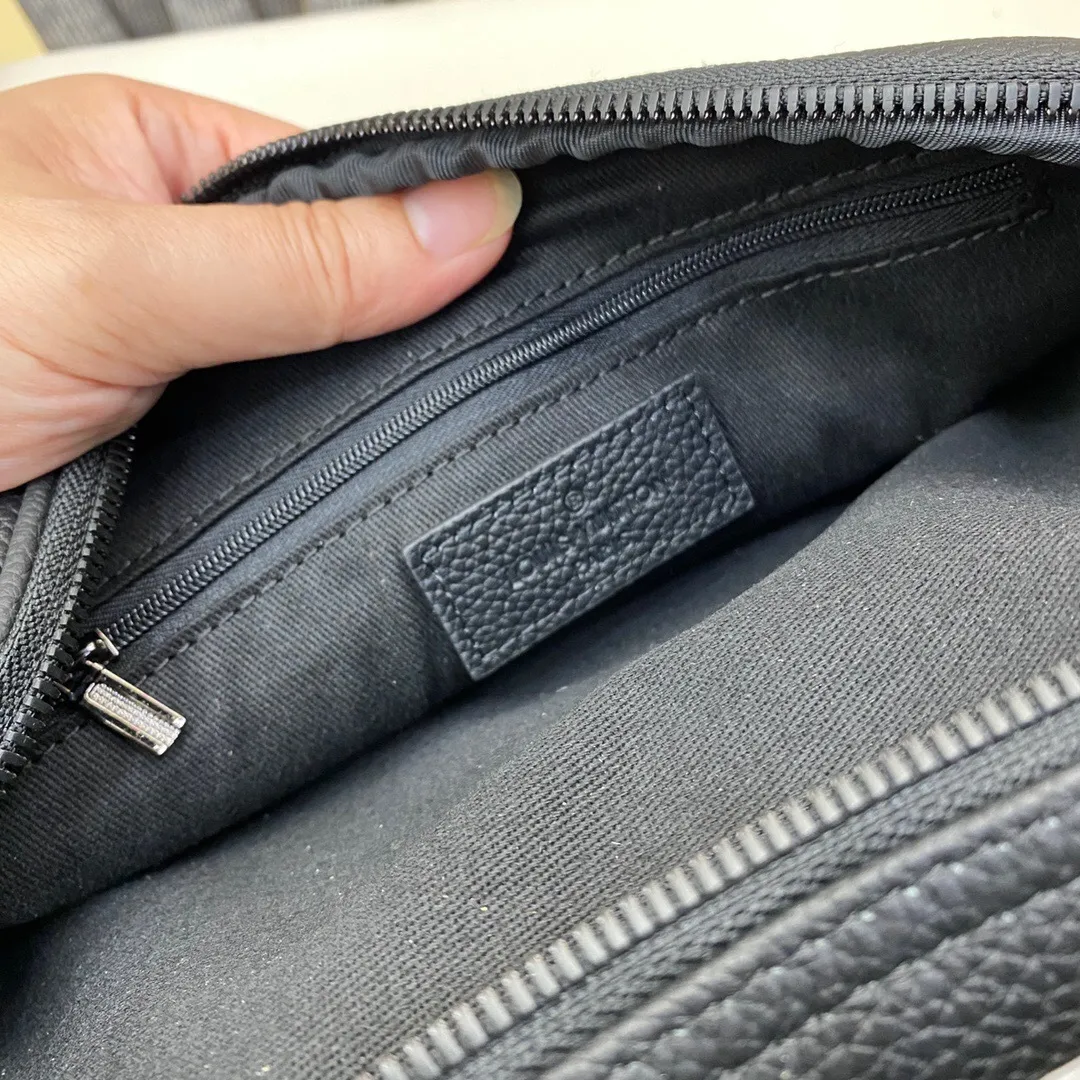All categories 💚 Top version men’s bags 💚 LV 2024 new LV printed embossed messenger bag