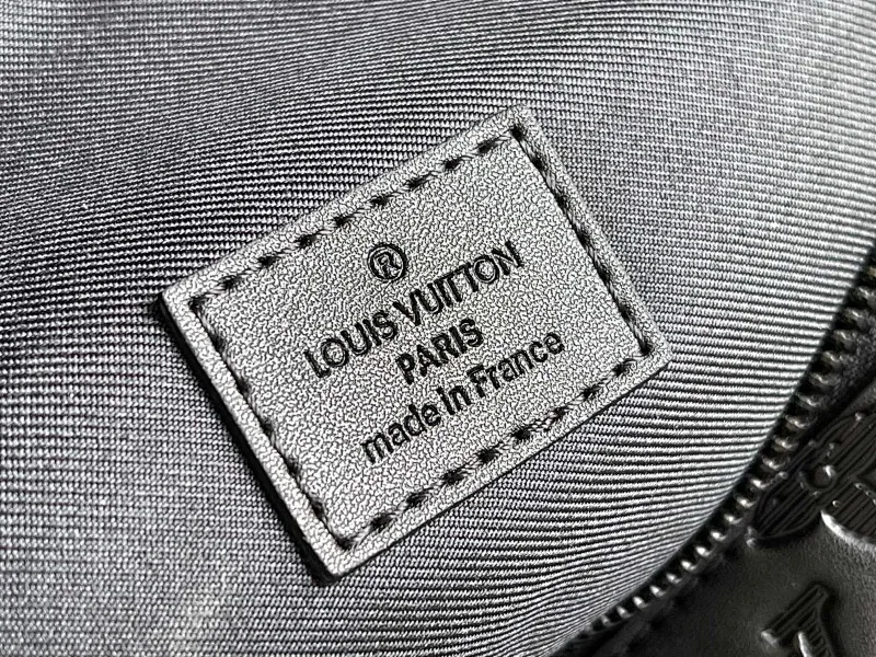 All categories 💚 Top version men’s bags 💚 LV 2025 official website new LV waist bag