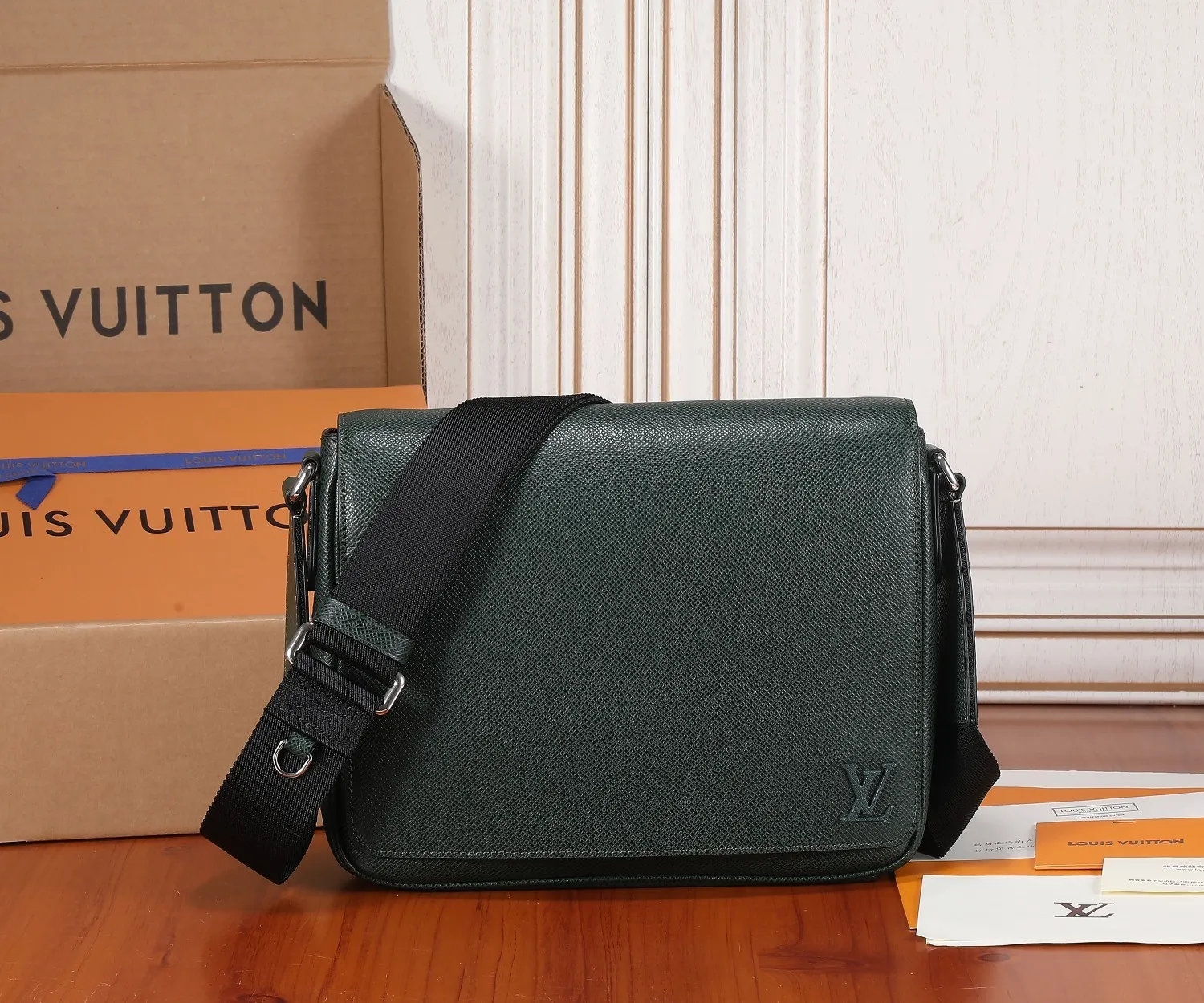 All categories 💚 Top version men’s bags 💚 LV 2023 new LV crossbody bag