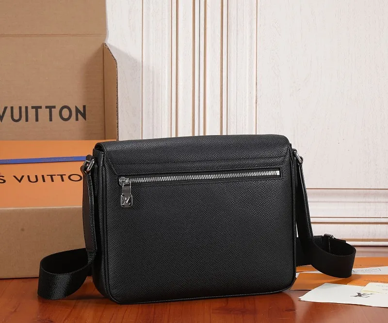All categories 💚 Top version men’s bags 💚 LV 2023 new LV crossbody bag