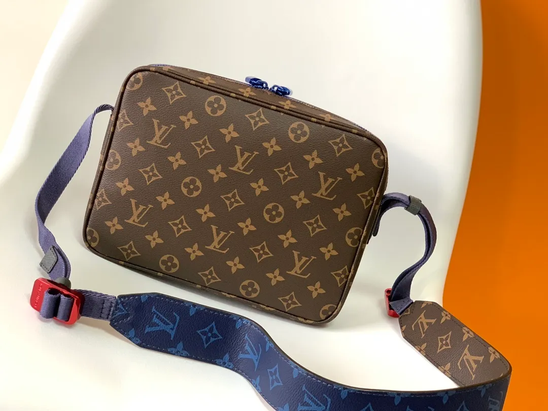 All categories 💚 Top version men’s bags 💚 LV 2024 new LV crossbody bag