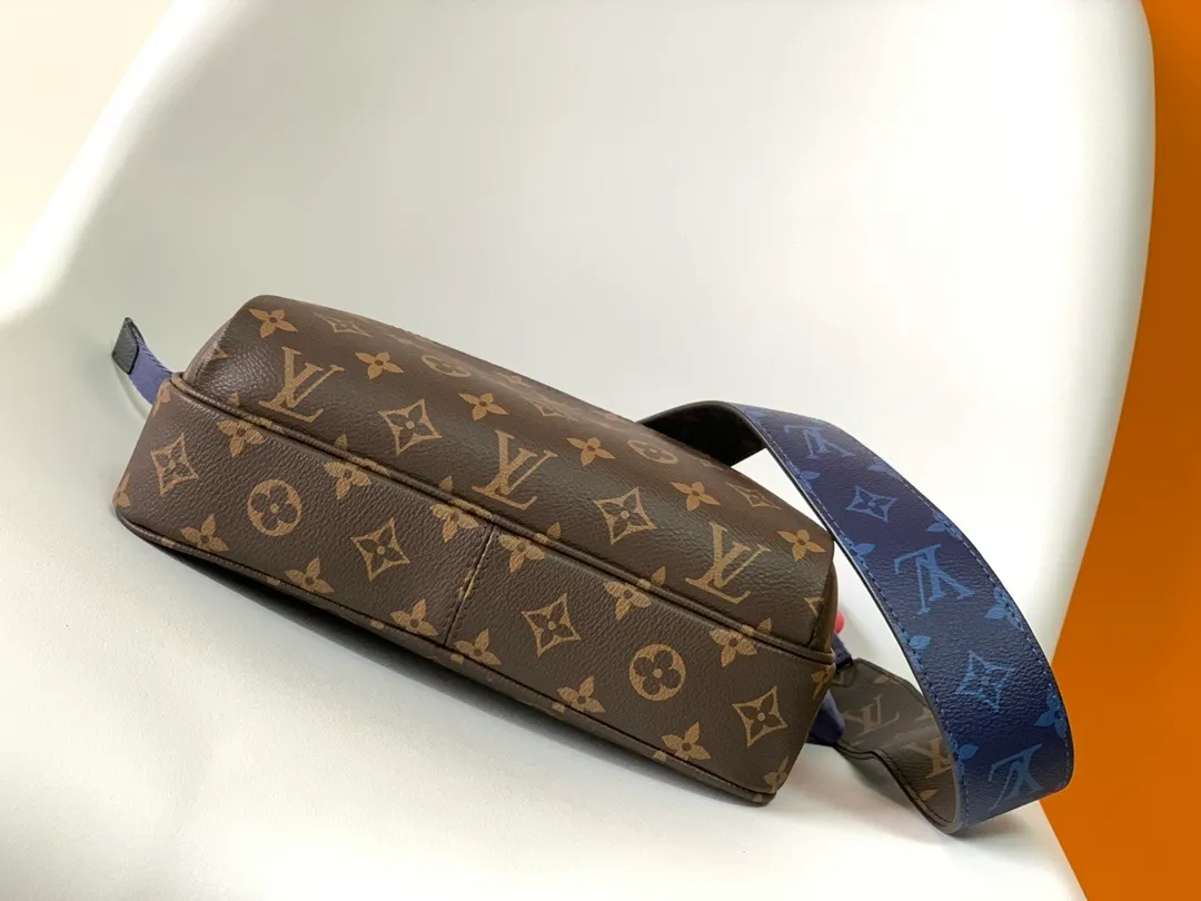 All categories 💚 Top version men’s bags 💚 LV 2024 new LV crossbody bag