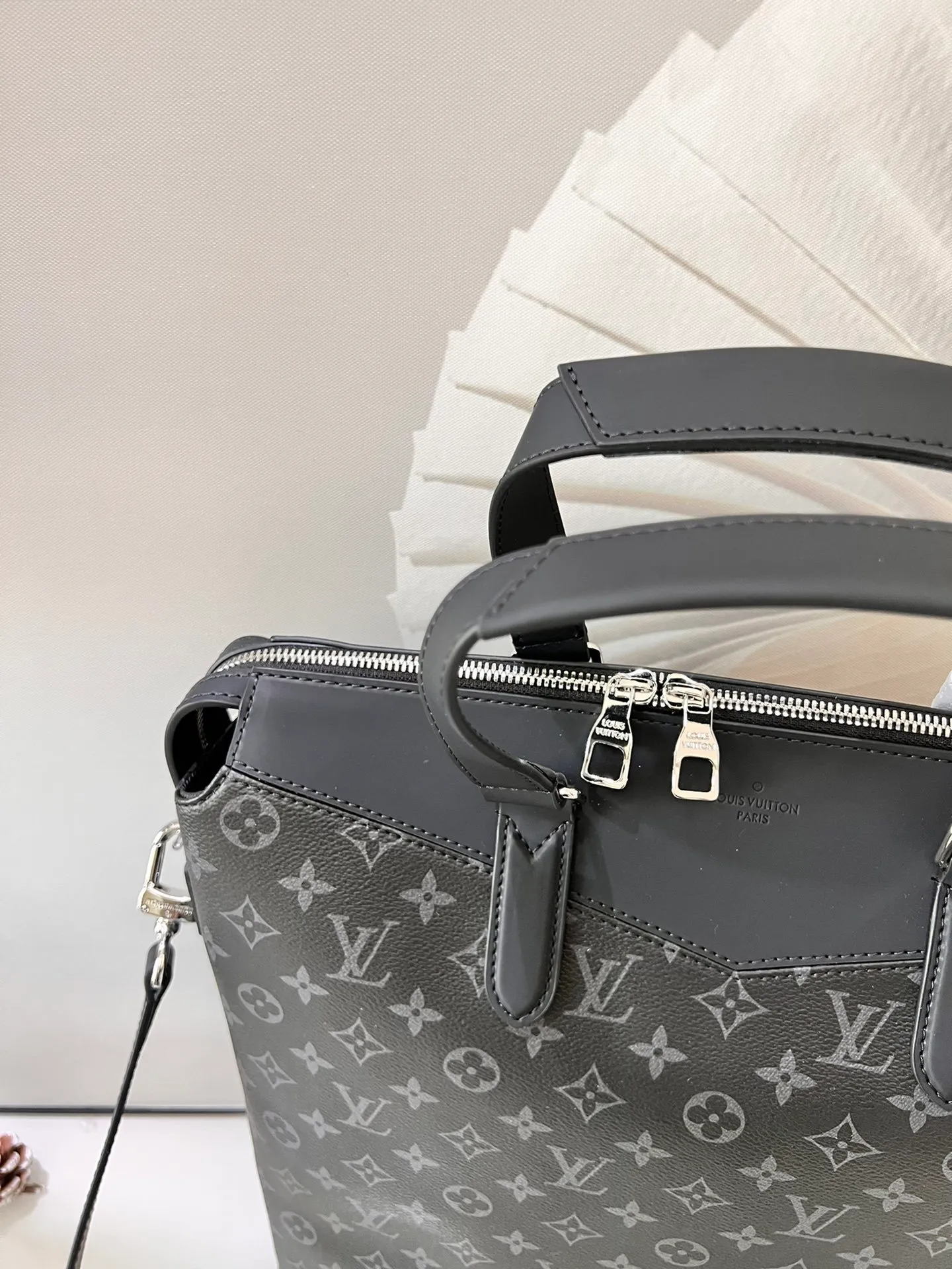 All categories 💚 Top version men’s bags 💚 LV 2024 new LV crossbody bag