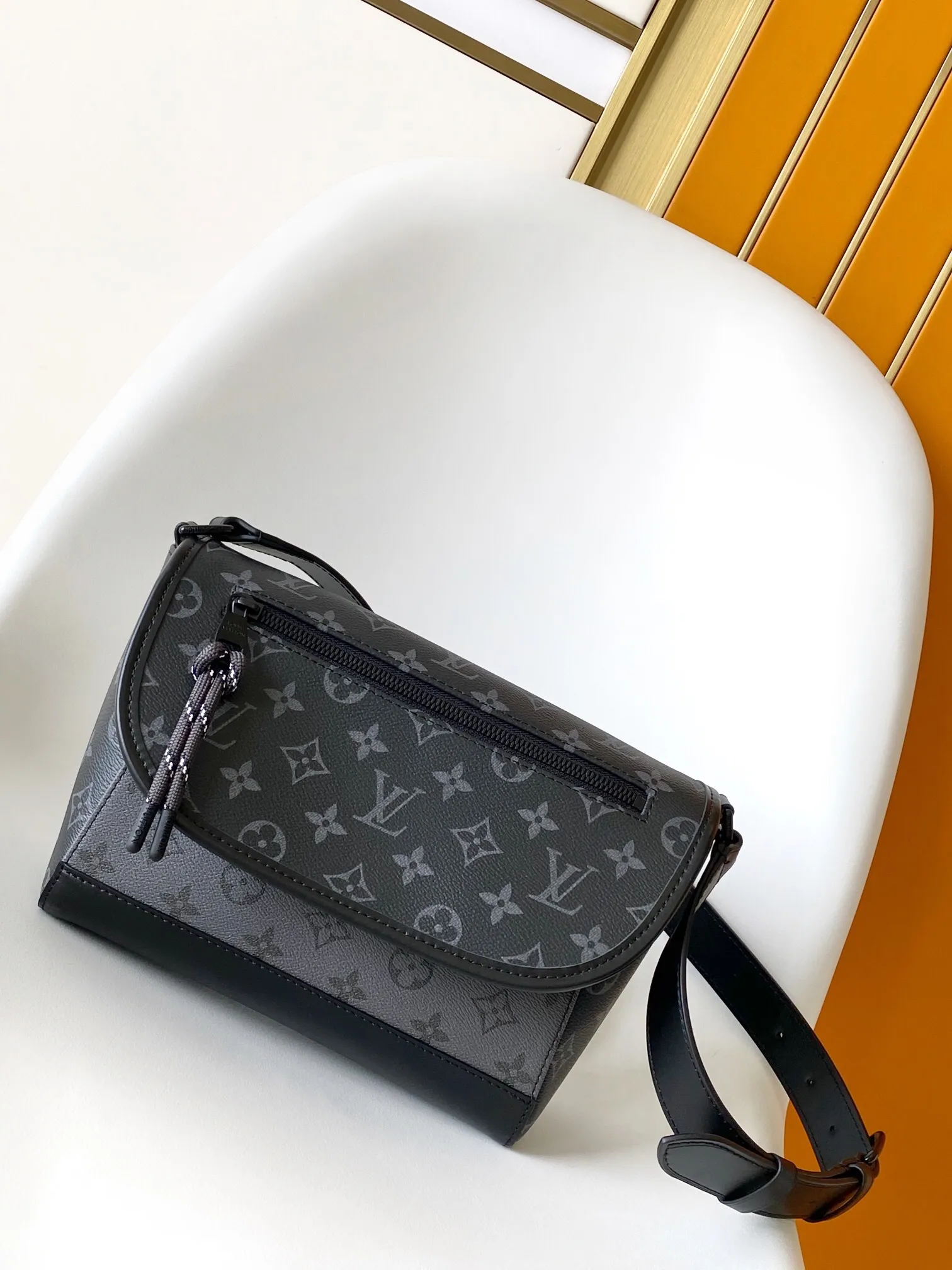 All categories 💚 Top version men’s bags 💚 LV 2025 official website new LV crossbody bag