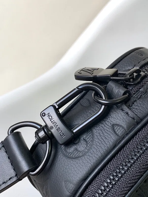 All categories 💚 Top version men’s bags 💚 LV 2025 official website new LV crossbody bag