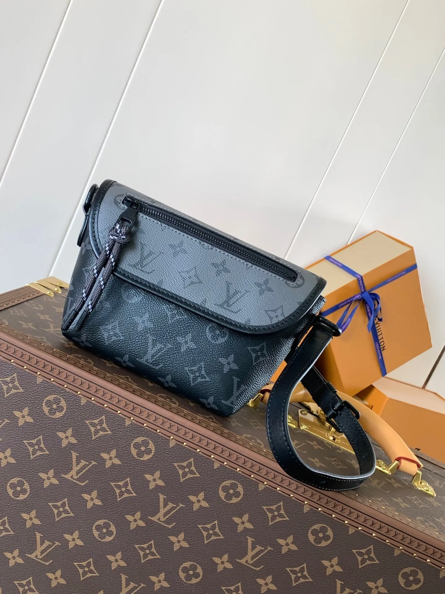All categories 💚 Top version men’s bags 💚 LV 2024 new LV crossbody bag