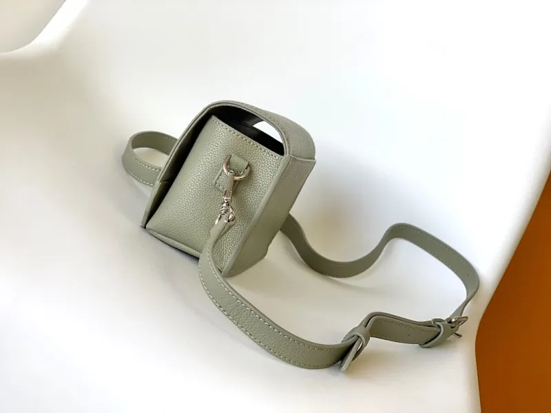 All categories 💚 Top version men’s bags 💚 LV 2023 new LV crossbody bag