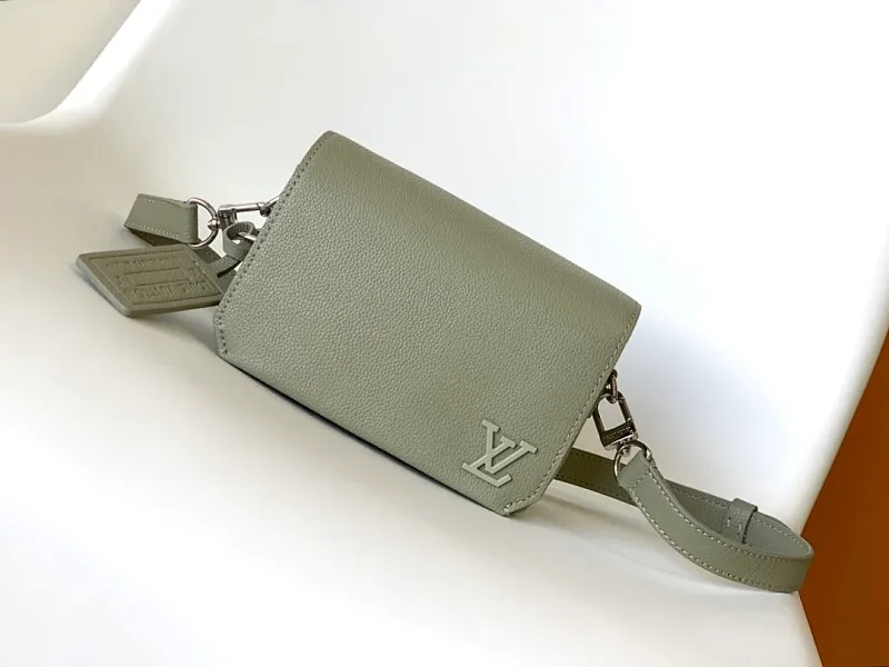 All categories 💚 Top version men’s bags 💚 LV 2023 new LV crossbody bag