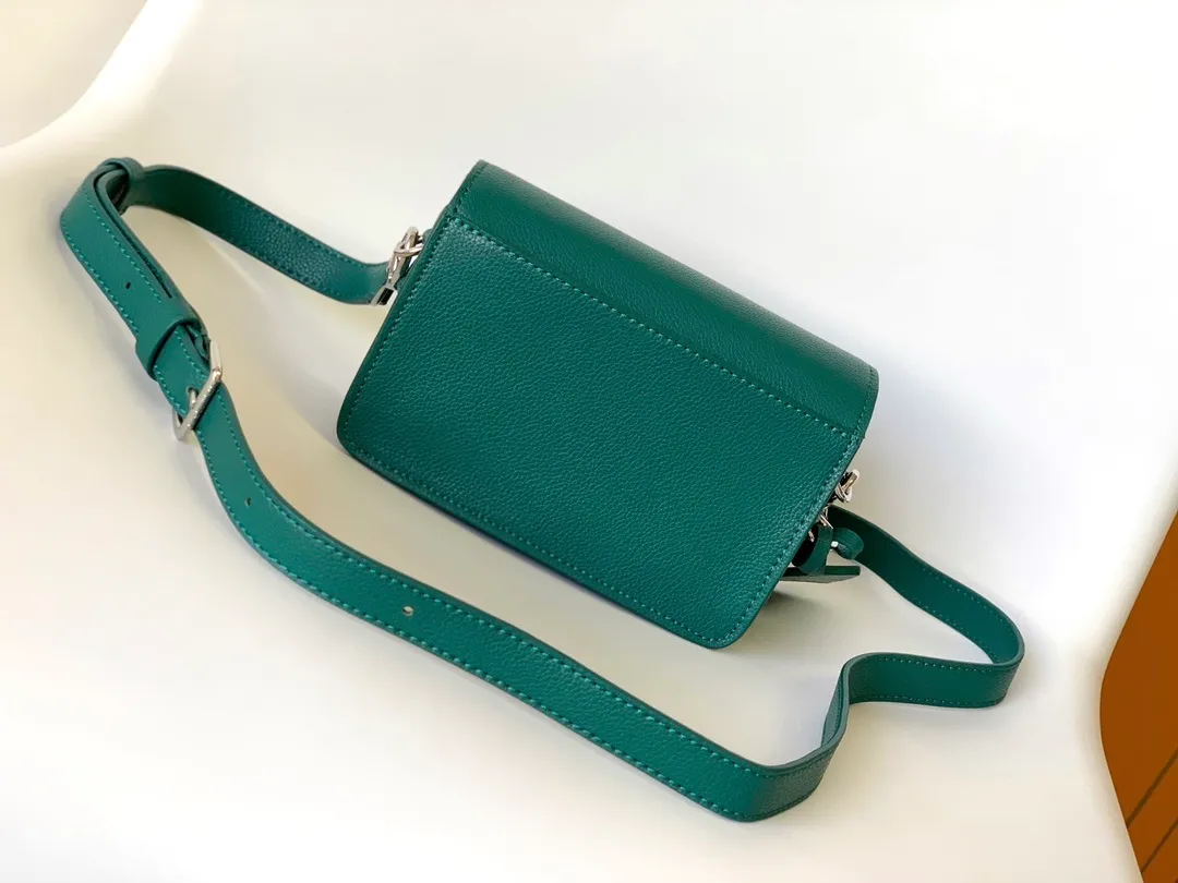 All categories 💚 Top version men’s bags 💚 LV 2023 new LV crossbody bag