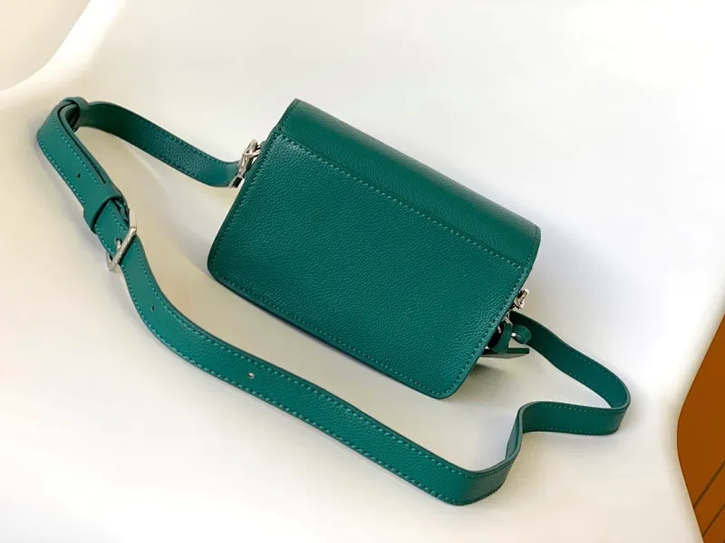 All categories 💚 Top version men’s bags 💚 LV 2023 new LV crossbody bag