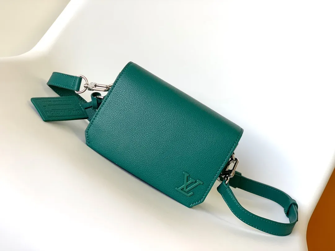 All categories 💚 Top version men’s bags 💚 LV 2023 new LV crossbody bag