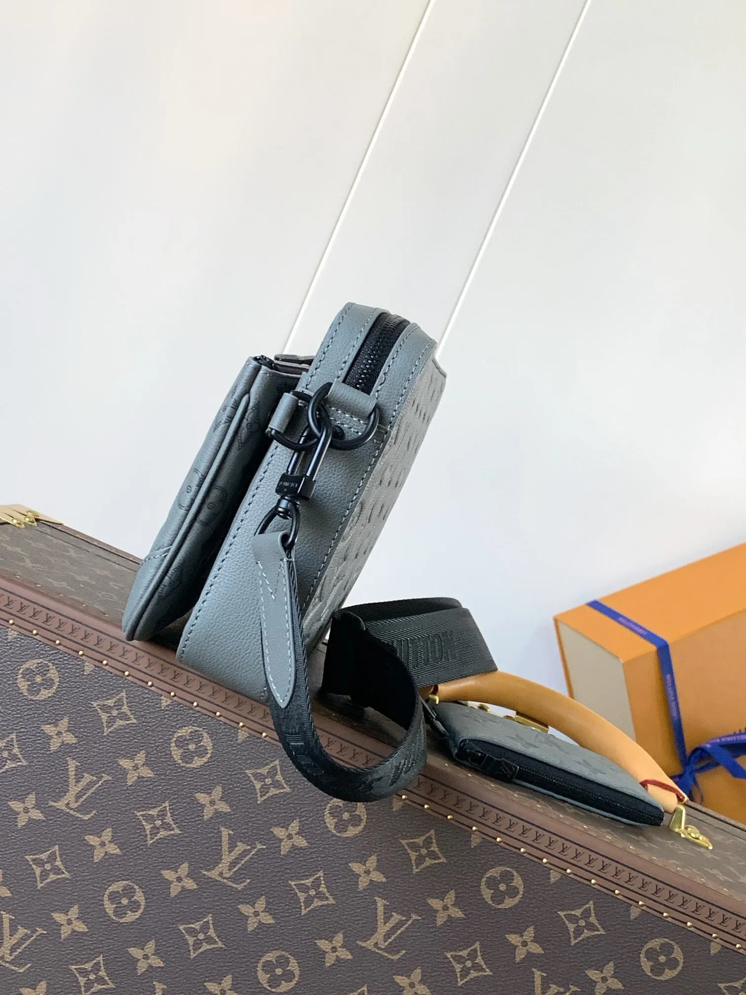 All categories 💚 Top version men’s bags 💚 LV 2024 official website new LV crossbody bag