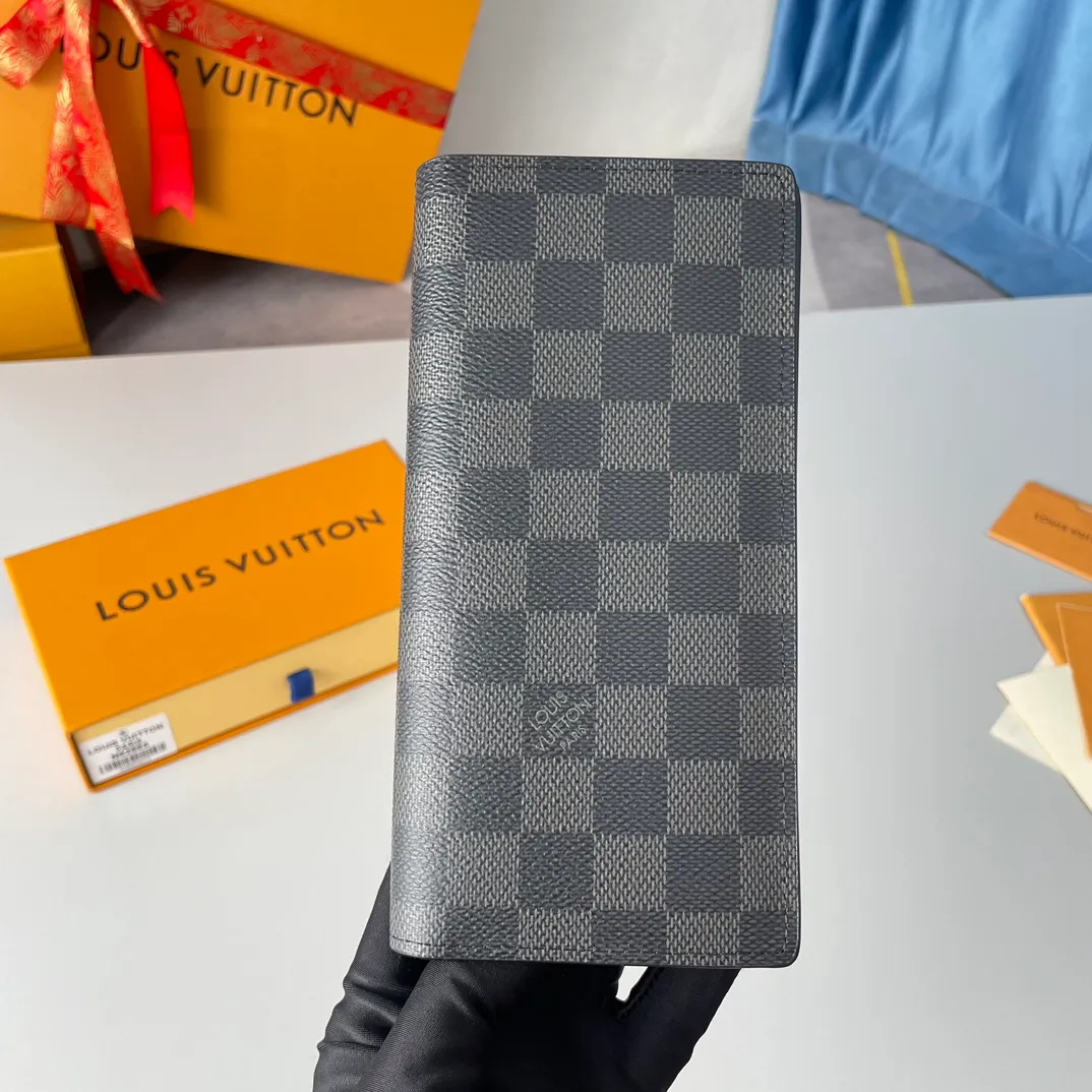 P340🇫🇷Exclusive real shot of overseas original order N62665! This canvas wallet exudes unstoppable masculinity. It's spacious and functional and can easily be stowed away in a coat pocket. Can hold change, credit cards and banknotes. Size: 19X10cm