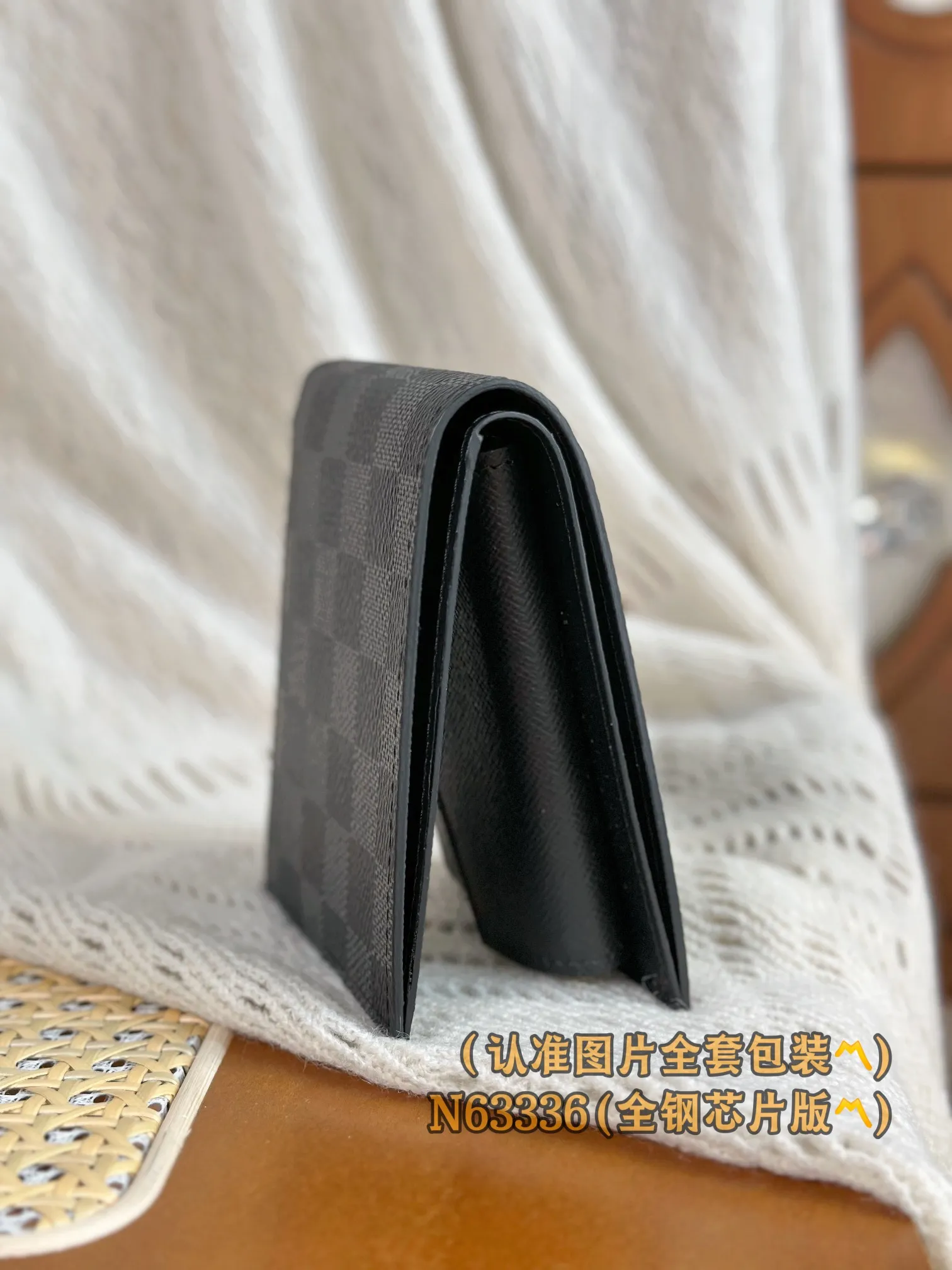 N63336 Heige (〽️A-grade all-steel version〽️) personalized customization! Changing code chip! Marco Wallet, The Monogram Marco Wallet features a snap pocket to hold change, 3 credit card slots and a long bill compartment. 11 x 9 x 2 cm (length x height x width). Special grade 220