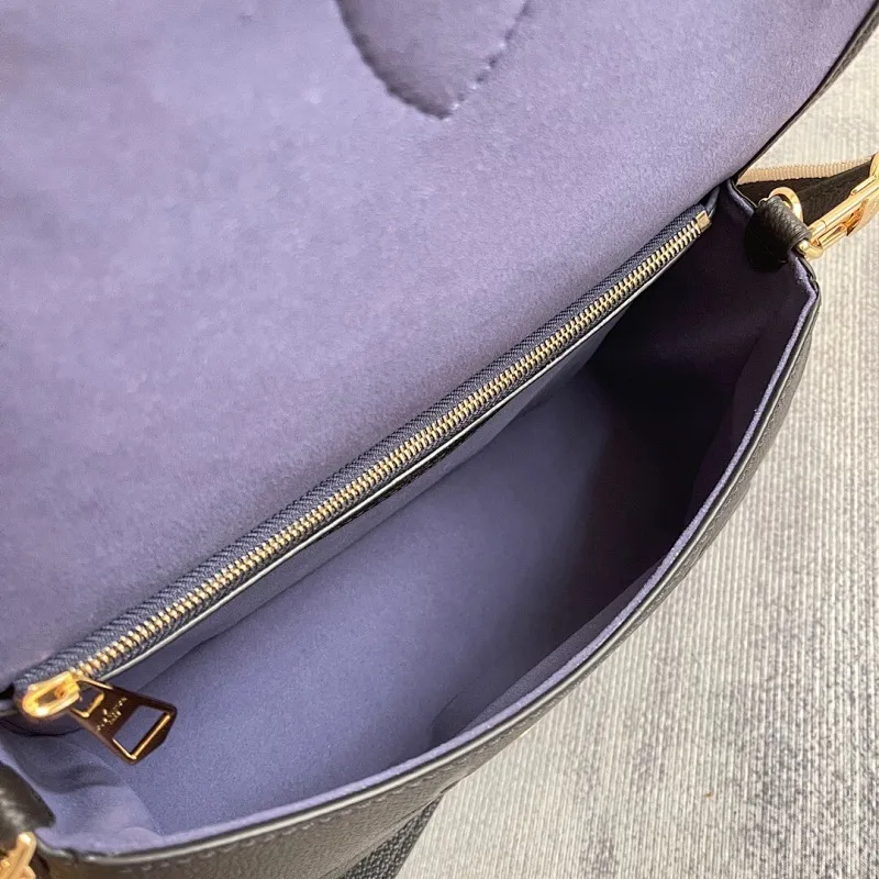 All Categories Official Website "Brand Women's Bags" Women's Bags 💙 LV 2025 New LV Crossbody Bag