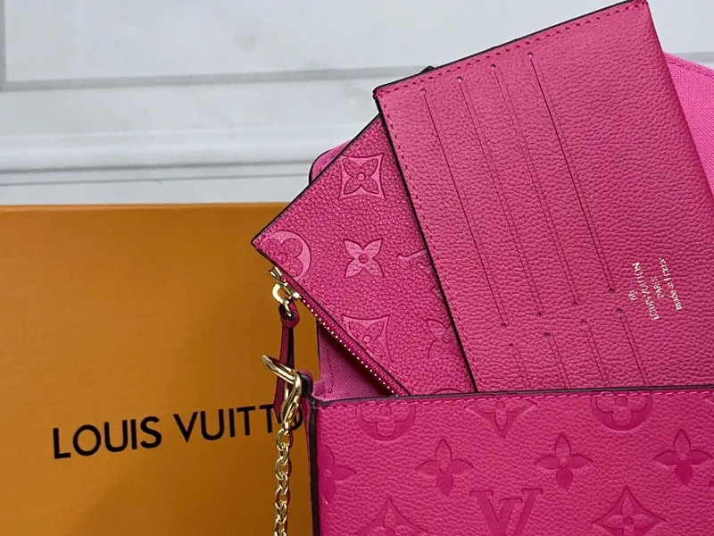 All categories Official website "Brand Women's Bags" Women's Bags 💙 LV replica LV, fine imitation LV bags, LV shoulder bags, 2023 official latest version LV crossbody bag, bag factory, original material, size: 21-12-3CM