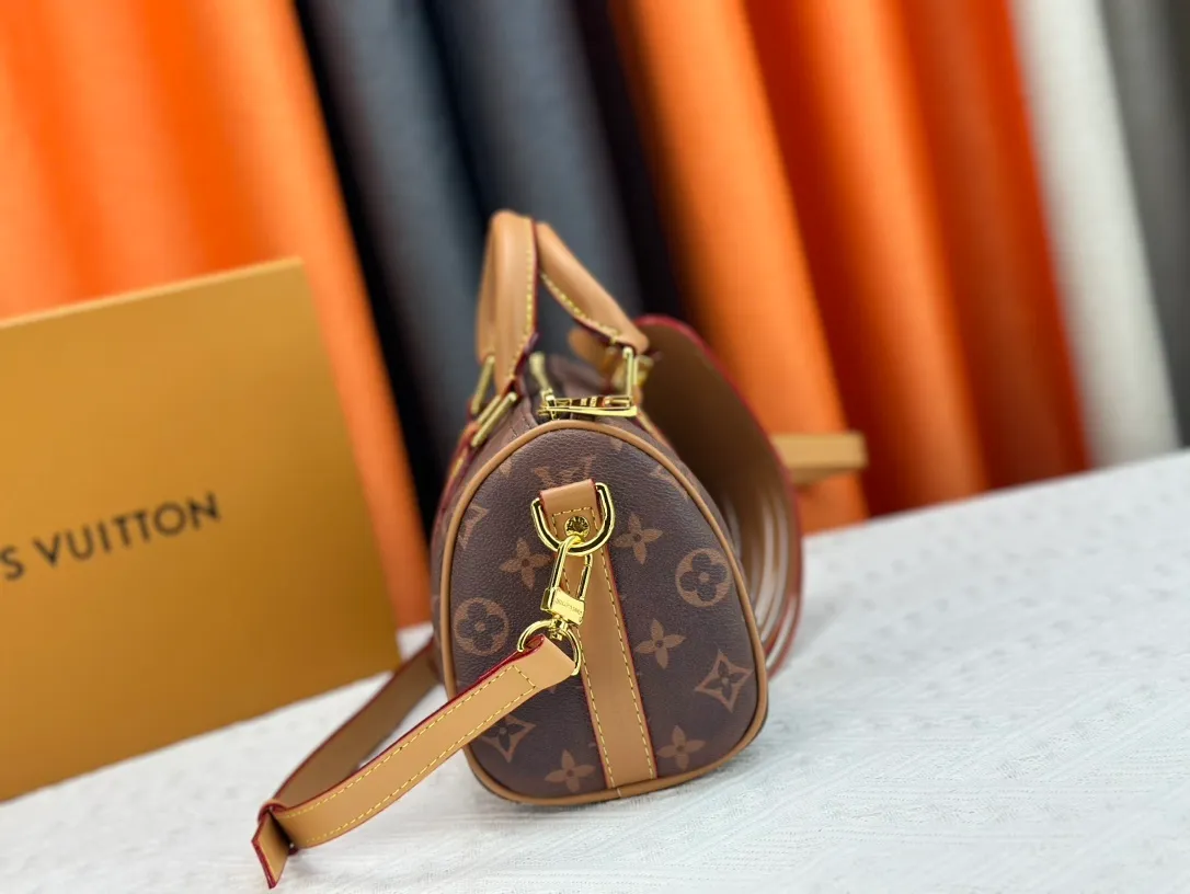 All Categories Official Website "Brand Women's Bags" Women's Bags 💙 LV 2024 New LV Crossbody Bag