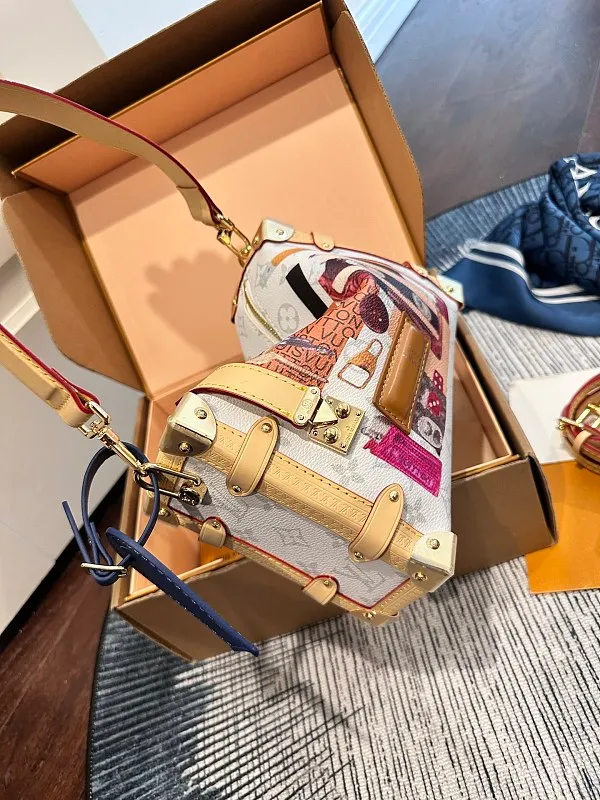 All Categories Official Website "Brand Women's Bags" Women's Bags 💙 LV 2026 New LV Crossbody Bag