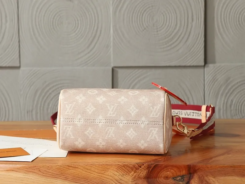 All Categories Official Website "Brand Women's Bags" Women's Bags 💙 LV LV 2026 New Crossbody Shoulder Bag