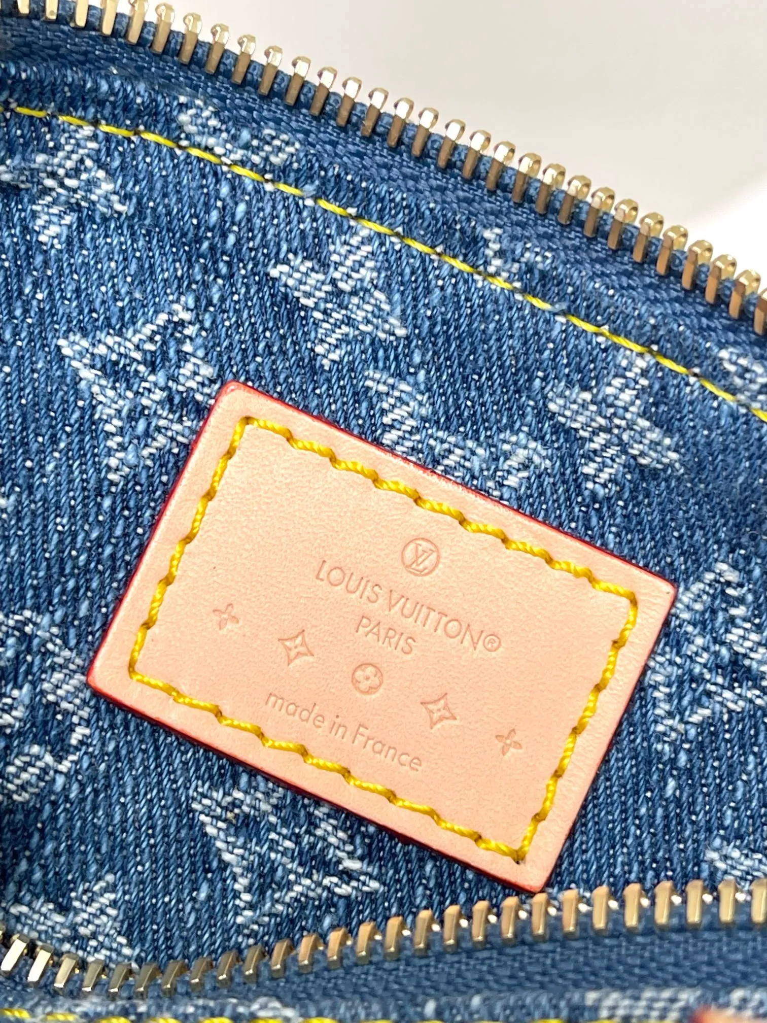 All Categories Official Website "Brand Women's Bags" Women's Bags 💙 LV 2026 New LV Crossbody Bag