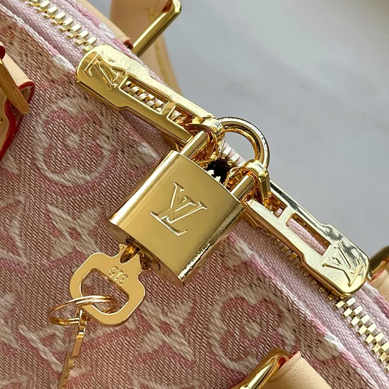 All Categories Official Website "Brand Women's Bags" Women's Bags 💙 LV LV 2026 New Crossbody Shoulder Bag